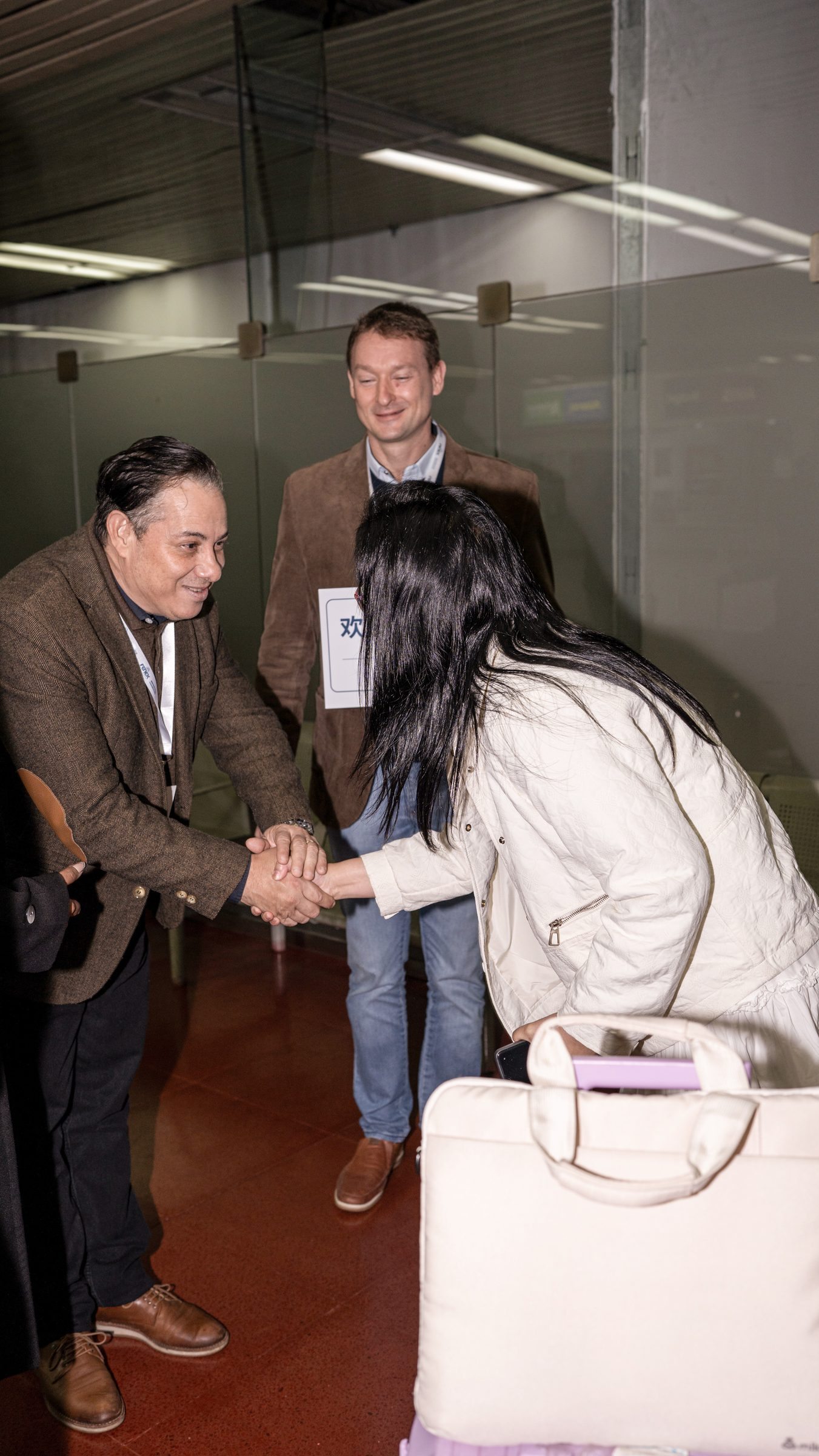 Ricardo Barrientos recibe a Lin Ronghua en Posadas